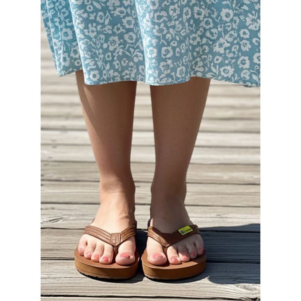 The Healing Sole Brown Flip Flop Sandals - Women's Size 8.5